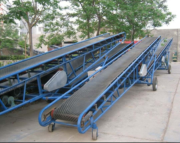 輸送機